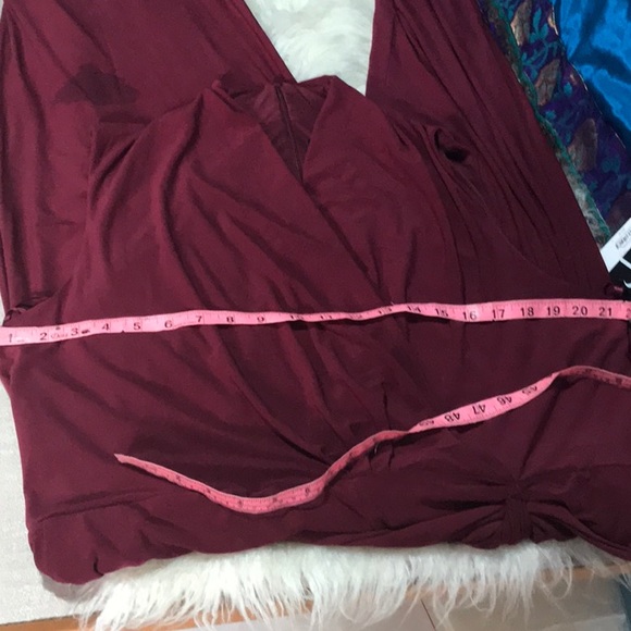 NWT Simply Vera Wang Surplice Jumpsuit sleeveless one piece pants outfit - Picture 11 of 11